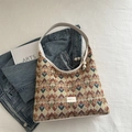 Sac hobo de mode avec motif tissé géométrique multicolore et poignée en cuir - Kaki