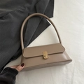 Minimalist khaki baguette shoulder bag with golden buckle and sleek leather texture - Khaki