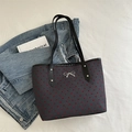 Borsa tote grigio scuro con cuori rossi, fiocco argento e manici neri in pelle - Cuore