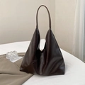 Minimalist large-capacity deep brown hobo shoulder bag in high-quality textured faux leather - Brown