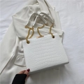 Sac fourre-tout blanc motif crocodile avec bandoulières chaîne dorée et métal - Blanc