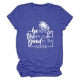 Détail du texte inspirant blanc et de l'imprimé floral sur un T-shirt bleu marine - Bleu Rétro (Police Blanche)