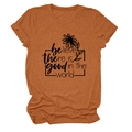 Détail du t-shirt caramel avec motif floral et texte de motivation imprimé sur le devant - Orange Brûlé (Police Noire)