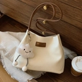 Bolso tote tejido blanco crema con asas de cuero marrón y colgante de nube - Con Colgante / Marrón
