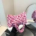 Schultertasche aus rosa Leoparden-Kunstpelz mit modischer Kette für Damen - Rosa