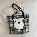 Bolso tote de tweed blanco y negro con lindo bordado de perrito de peluche - Cuadros Negros