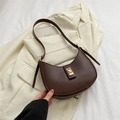 Borsa sottospalla vintage marrone scuro a mezzaluna con fibbia dorata e pelle liscia - Marrone