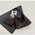 Dark brown large capacity tote bag and matching clutch set in soft glossy leather - Main Bag And Pouch Set / Coffee