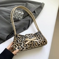 Retro Schultertasche mit Leopardenmuster und einer stilvollen beigen Schleife - Khaki Leopardenmuster