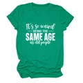 Détail du t-shirt vert en coton avec imprimé slogan blanc et revers aux manches courtes - Vert Foncé (Police Blanche)