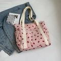 Borsa tote in velluto a coste rosa con motivo fragola e manici in tessuto - Rosa