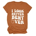 Détail du t-shirt en coton orange caramel avec motif graphique blanc et col rond texturé - S / Orange Brûlé (Lettre Blanche Pêche)