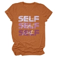 Détail de l'imprimé graphique d'amour de soi sur t-shirt en coton rouille - Orange Brûlé (Texte Blanc)