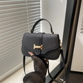 Retro black leather square handbag with golden H-shaped buckle and crossbody strap - Black / Classic Design Imitation