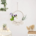 Corona de pared de macramé crema hecha a mano con flores artificiales y borlas de algodón - Colgante Floral Tejido a Mano (Avatar)
