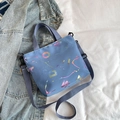 Sac cabas en toile bleue avec lettres dégradées et bandoulière amovible réglable - Bleu