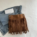 Bolso bandolera vintage de ante marrón con flecos largos y cadena plateada - Marrón