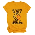 Dettaglio di una maglietta giallo zenzero con stampa grafica di baseball per nonna - S / Giallo Senape (Testo Nero)
