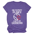 Nahaufnahme des lila Baseball-T-Shirts mit My Favorite Player Text und Herzmotiv - Lila (Weißen Text)