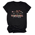 Gros plan d'un t-shirt noir en coton avec imprimé floral et texte Occupational Therapy - S / Noir