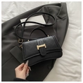 Sac à main matelassé noir élégant avec boucle H dorée et bandoulière réglable - Noir