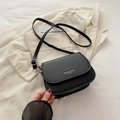 Minimalistische zwarte halve maan crossbody tas met verstelbare riem in zwart - Zwart
