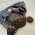 Marsupio retrò marrone scuro con monogramma, astuccio rotondo e tracolla larga - Marrone