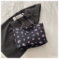 Borsa tote nera con fiocchi floreali rosa e tracolla a catena in metallo da donna - Con Ciondolo / Nero