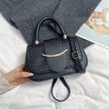 Elegante borsa a mano in pelle intrecciata nera con chiusura dorata e tracolla rimovibile - Nero