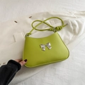 Borsa a spalla verde avocado in pelle PU con fiocco argento e tracolla annodata - Verde