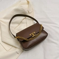 Dunkelbraune Schultertasche aus Leder mit goldener Kette und T-förmigem Metallverschluss - Braun
