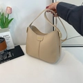Minimalist beige hobo shoulder bag with golden FASHION logo and adjustable strap - Without Pendant / Khaki