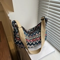 Böhmische Umhängetasche mit geometrischem Wellenmuster und verstellbarem breitem Gurt - Einzelne Tasche / Dunkelblau