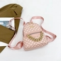Schicker rosa Mini-Rucksack mit Monogramm M Muster und goldener Kettendeko - Rosa