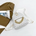 Weißer Monogramm-Rucksack mit goldener Kette und M-Muster für modische Damen - Weiß