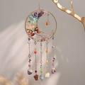 Gouden maan zonnevanger met levensboom kleurrijke stenen en kristallen hangers - Regenboog