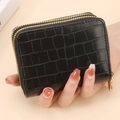 Portafoglio nero con motivo a coccodrillo, doppia zip e protezione RFID per donna - Stile Doppia Cerniera con Trama a Coccodrillo / Nero