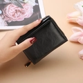 Short black glossy wallet for women with gold heart zipper and large capacity - Black