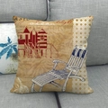 Dettaglio copricuscino in lino con stampa vintage di cabina e sedia a sdraio mare - Stile Shoreline Ocean Delight (4)