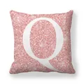 Housse de coussin rose effet paillettes avec lettre Q blanche imprimée en peau de pêche - 45x45 cm / Lettre Q