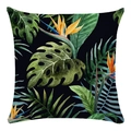 Quadratischer Kissenbezug mit tropischem Blumenmuster und Paradiesvogel auf schwarzem Grund - 45x45 cm / Schwarzer Grund Tropische Pflanze Paradiesvogelblume (4)