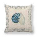 Mediterraner Leinenkissenbezug mit blauem Nautilus und geometrischer Bordüre - Blauer Nautilus-Stil