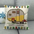 Funda de cojín de lino con diseño de caravana vintage y luces de búho en sofá - Lucky Us Autocaravana Vintage (22) / 45x45cm
