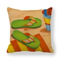Funda de cojín de lino con pintura al óleo de chanclas y escena de playa de verano - Estilo de Chanclas de Rayas Verdes (1)