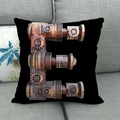 Dettaglio della stampa industriale steampunk lettera E su federa per cuscino nera - 45x45cm / Lettera E Stile Steampunk Industriale Meccanico / Nero