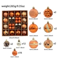 Weihnachtsbaumschmuck-Set mit orangefarbenen und bronzenen Ornamenten in 16-Raster-Box - Orange Kiefernzapfen