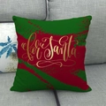 Nahaufnahme des Leinen-Weihnachtskissenbezugs mit festlichem For Santa Gold-Schriftzug - For Santa Stil