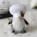 Gnome cuisinier en peluche avec toque blanche et cuillère argentée pour décor - Style de Chef Homme Blanc (Barbe)