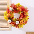 Ghirlanda autunnale con zucche bianche, foglie di acero e bacche su muro bianco - Stile Ghirlanda di Zucca Bianca (J2-18) / 40CM
