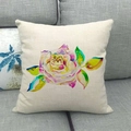 Dettaglio della trama in lino e stampa a rose acquerello su federa per cuscino - 45x45cm / Rosa Colorata Artistica (4)